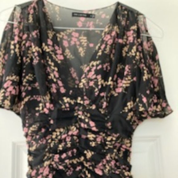 The Limited Floral Blouse - Picture 2 of 7